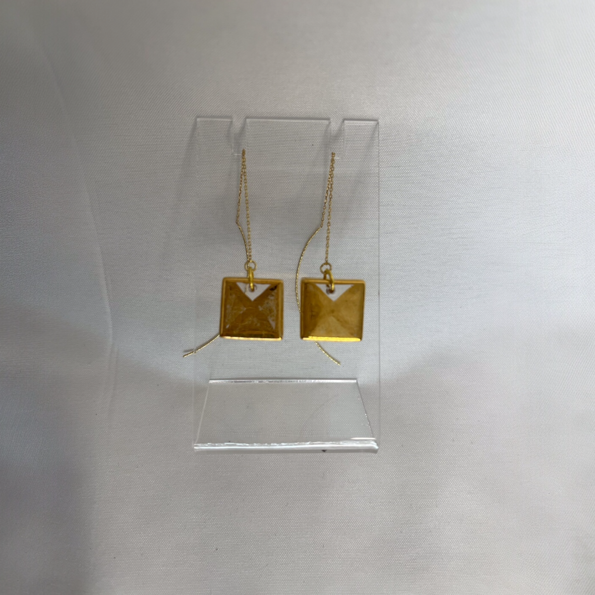 1 Threaded Gold Drop Earrings